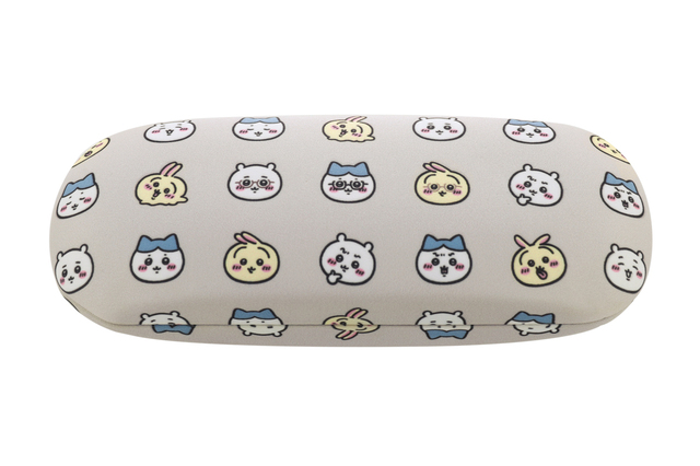 【Zoff×ちいかわ】ちいかわメガネケース（ベージュ）1,800円（税込）