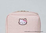 【ハローキティ×Maison de FLEUR】『Maison de FLEUR×HELLO KITTY いちご宝物ケースBOOK PINK』（宝島社）4059円／表面にはもこもこ素材の可愛い“いちごリボン”のハローキティ。