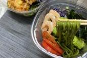 アボカド＆わかめ麺！腸内環境が整う「SEA WEED NOODLE」が絶品♪