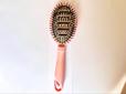 【Francfranc シヴ ベントオーバル ヘアブラシ】マットピンクのデザインが大人かわいい