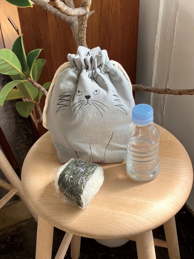 【ROOTOTE】ねこさんと一緒にひと休み。