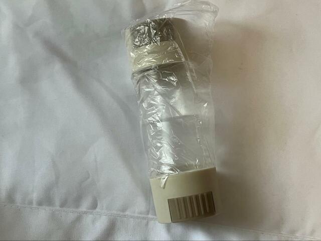 【3COINS＋plus 定量調味料ボトル】ビニールに入っていますが、洗ってから使いましょう