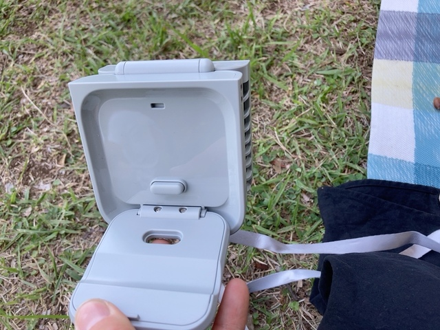 【3COINS 4WAYハンディファン】風量弱なら冷蔵庫の稼働音を少し大きくした程度。静音性の進化を感じました！