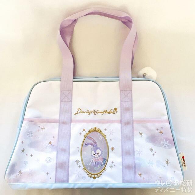 軽くて大容量が魅力! ボストンバッグ「ダッフィー＆フレンズのダンシング・スノーフレークス」ボストンバッグ