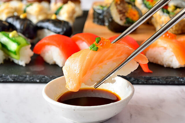 「お寿司（夜）」【「和・洋・韓・印」が食べ放題！エミテラス所沢に“エリア最大級”のビュッフェレストラン「テラスビュッフェTABLE」オープン！】