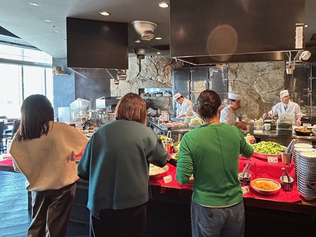 【羅豚 ギンザ・グラッセ】いつも女性客が大挙しているらしい