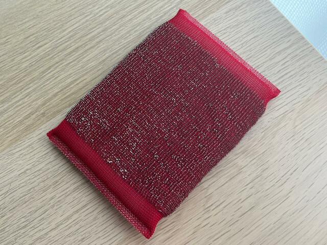 【コパ・コーポレーション　鬼コゲタワシ レッド】水に濡らして使うだけ