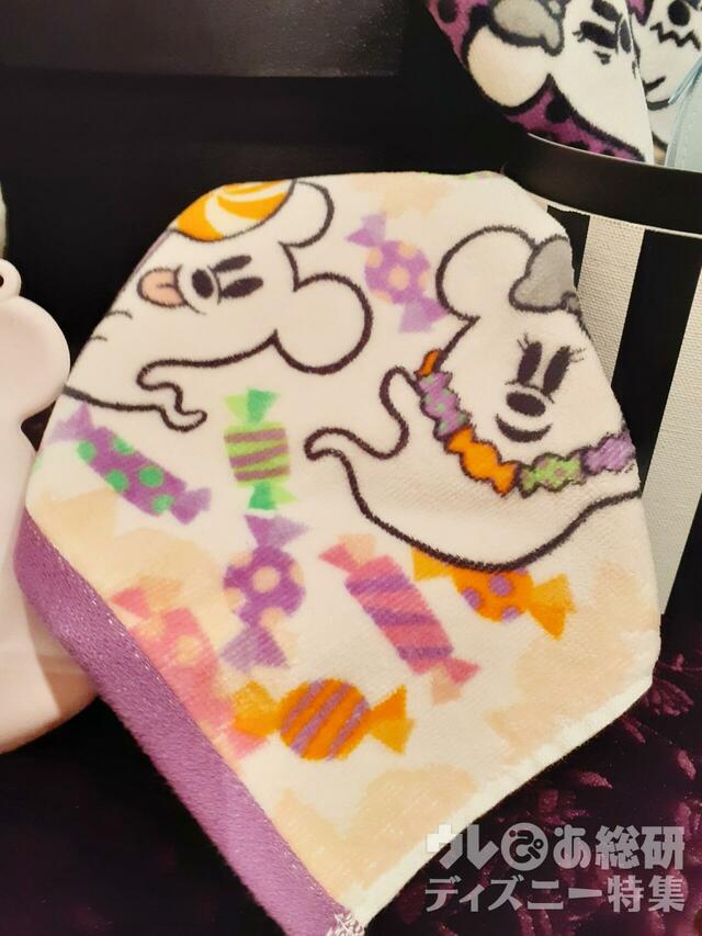 ミニタオルセット 2,400円　東京ディズニーリゾート「ディズニー・ハロウィーン」スペシャルグッズ