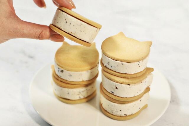 「にゃんともおいしいバターサンド～レーズン～」＜価格：1個 350円（税込）＞【ねこねこ新商品『にゃんともおいしいバターサンド～レーズン～』発売！『ねこねこランチトートバッグ』も見逃せない！】