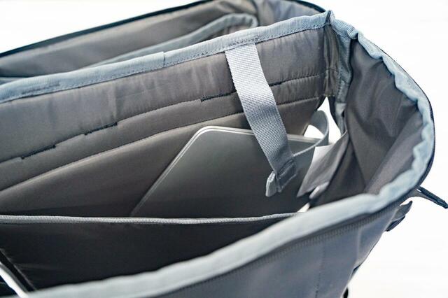 【Coleman】ミッキー リュックサック・バックパック 35L スタンディングポーズ 19,800円