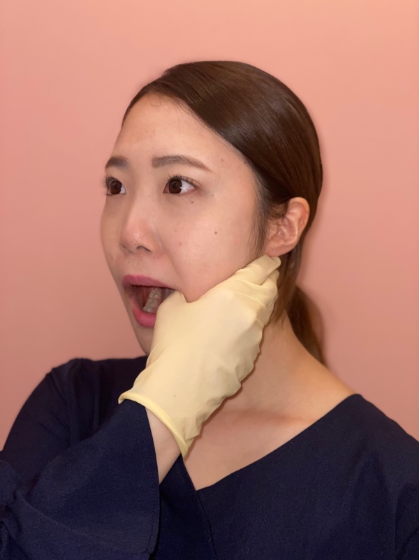 耳下腺マッサージ