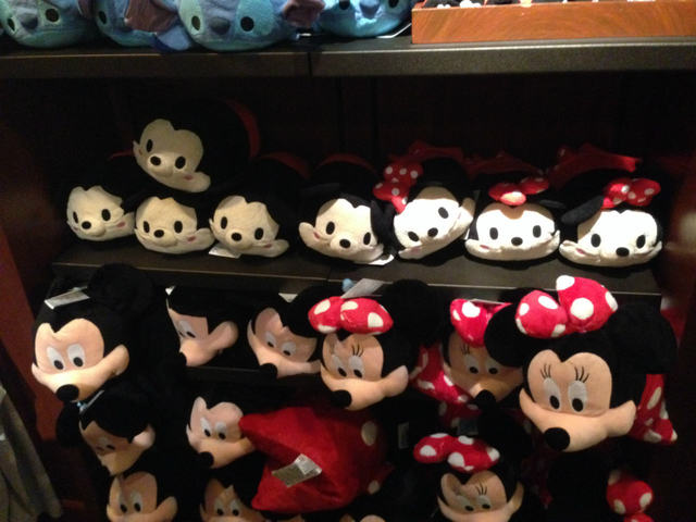 ツムツムはここアウラニでも大人気! アメリカの子供はここで沢山のツムツムグッズを買って行きました。 