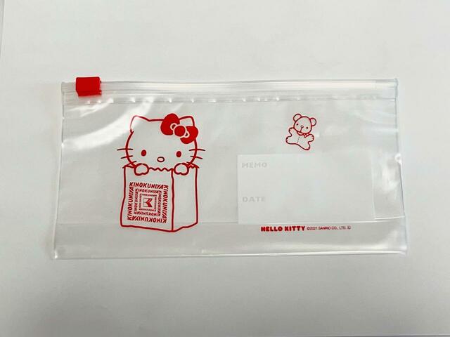 【紀ノ国屋】キティちゃんアソートの中で1番大きいMサイズも4枚入り