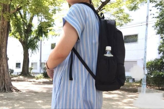 【adidas（アディダス） マストハブ バックパック】サイドポケットはペットボトルや折りたたみ傘がちょうど取り出しやすい深さになっています♪