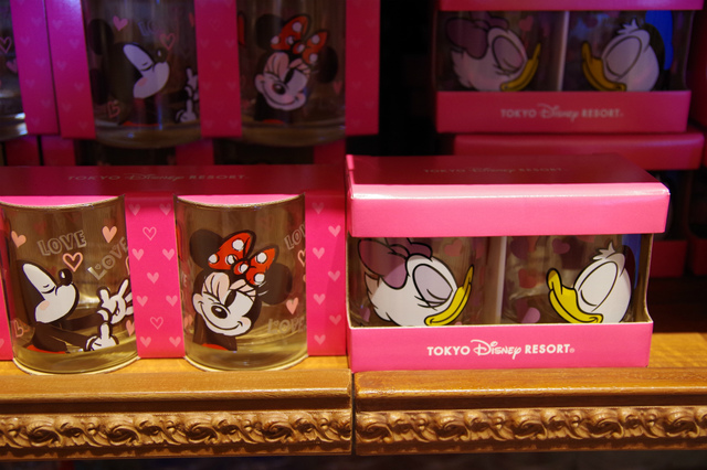 クリスマスが過ぎても購入できるペアグラス