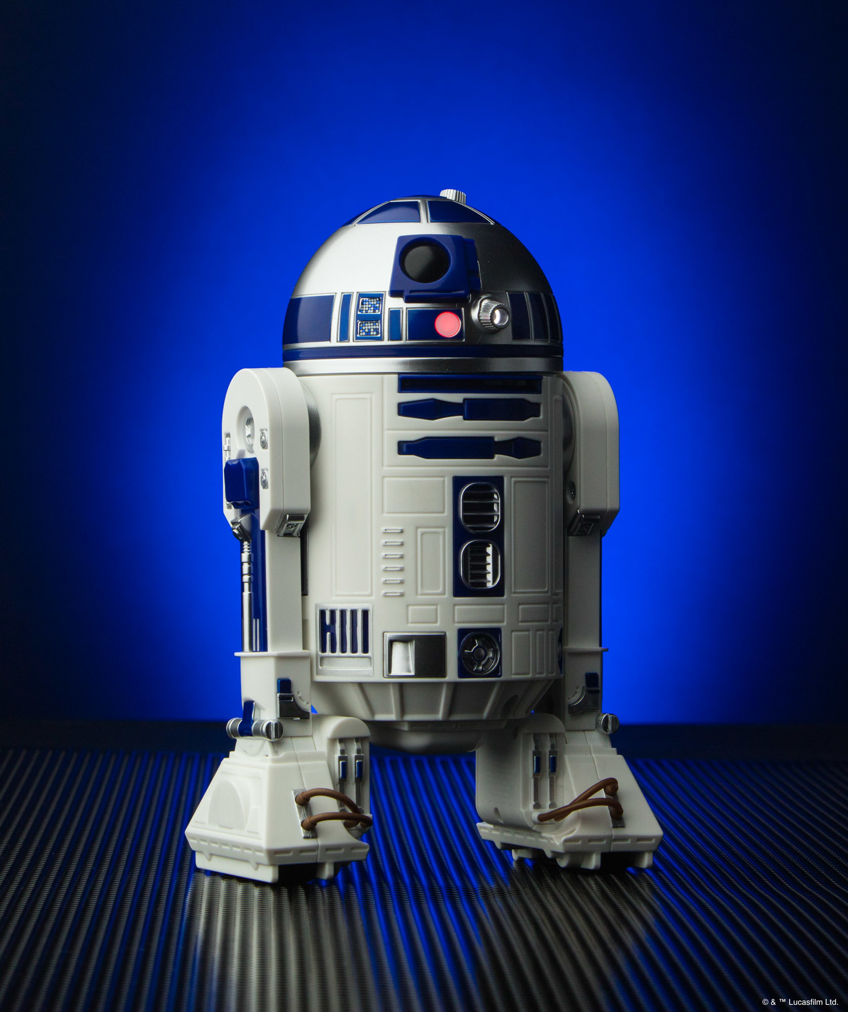 スター・ウォーズ】動く! 喋る! 自宅がSTAR WARSの世界になるSphero