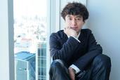 藤田俊太郎　撮影：源賀津己