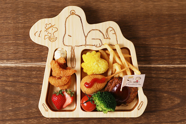 ビーグル・スカウトのキッズプレート 1,210円(税込)