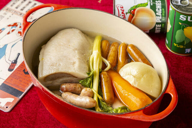 「ホテル仕立ての豪快ポトフ」＜期間：2025年7月1日～8月31日＞【【ヒルトン東京お台場】懐かしの味でタイムトリップ！日本のノスタルジックメニューが揃うサマーグルメフェア開催！】