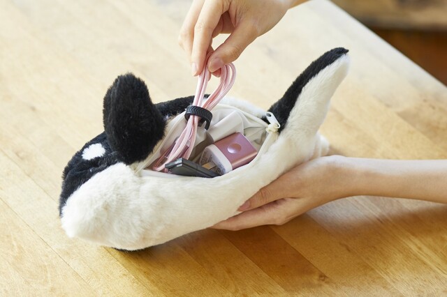 【ポーズー】クッションポーチはPC関連グッズの収納にも使える