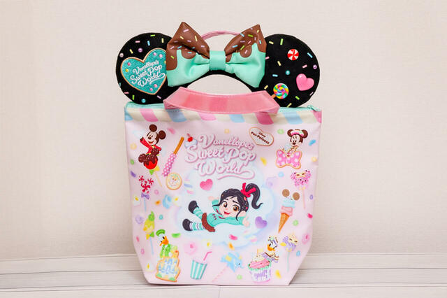 スーベニアランチケース 対象のメニューにプラス ¥1,300｜カチューシャとサイズ比較