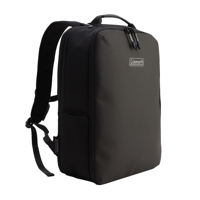 【コールマン】「アウトビズ ドーム 30L」ビジネスシーンに欠かせないさまざまな機能つき