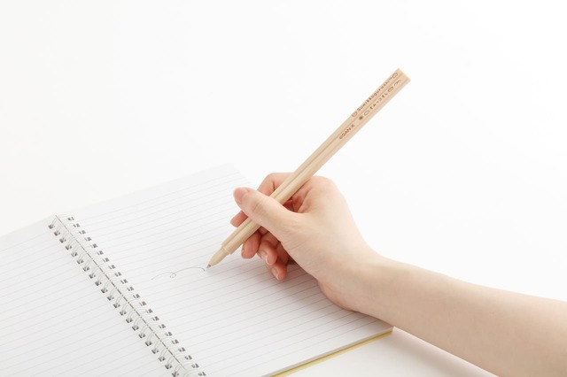 【すみっコぐらし&リラックマ「いつでもおすし雑貨」】「わりばしみたいなボールペン」2種 各495円