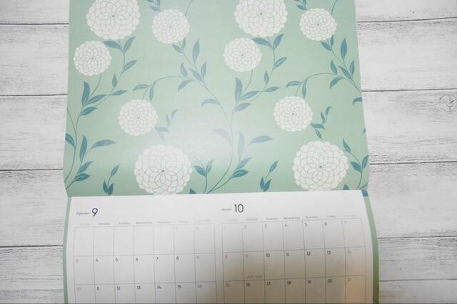 【InRed2023年1月号 2023年お花カレンダー】色合いがかわいい