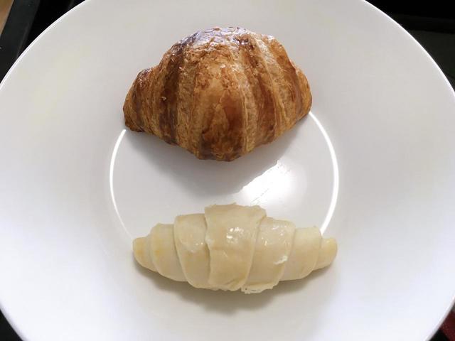 焼いたミニクロワッサン