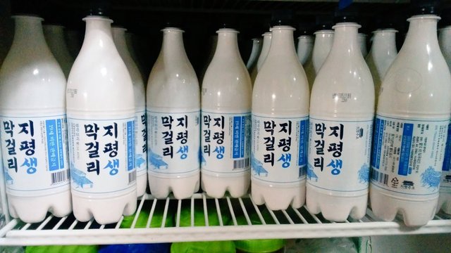 『元祖緑豆』で飲める京畿道のジピョン・マッコリ。すっきり系