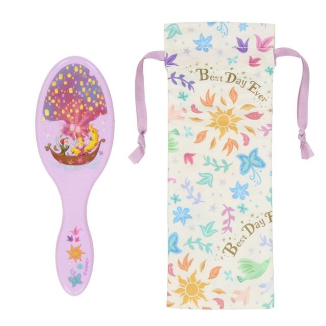 ヘアブラシ 2,300円｜「ラプンツェルのランタンフェスティバル」をテーマにしたグッズ｜東京ディズニーシー新テーマポート「ファンタジースプリングス」｜販売店舗：東京ディズニーシー「エンポーリオ」｜発売日：2024年5月28日（火）