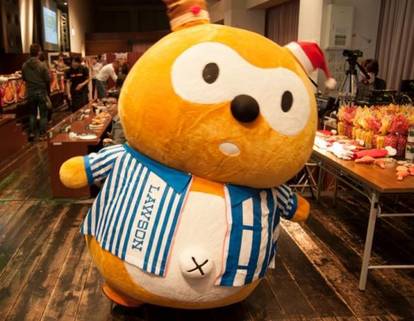 コンビニチキン ローチキ 山盛り 大興奮の 黄金チキン 食べ尽くしレポ 1 4 うまい肉