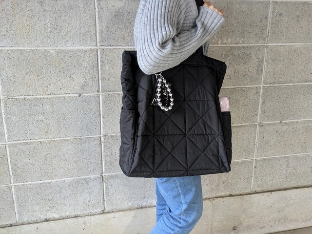 【GLOBAL WORK 推しごとキルティングトート】キルティングの模様が高級感があり、生地もしっかりしています◎