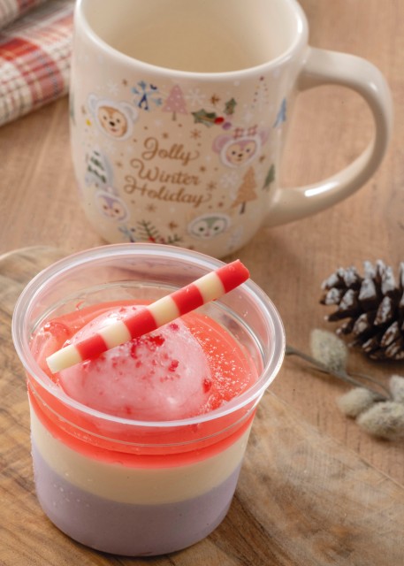 「ダッフィー&フレンズのウィンターホリデー」スペシャルメニュー「ミルク&ラズベリームース」