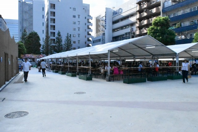 広々とした会場