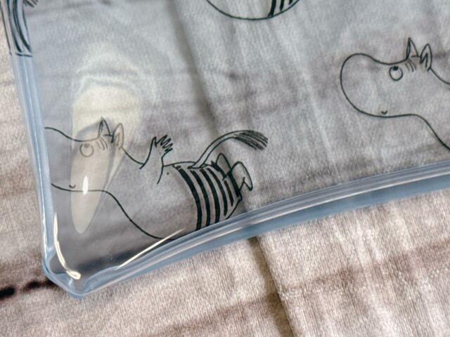 カラーは淡いブルー。涼しげで夏にぴったり