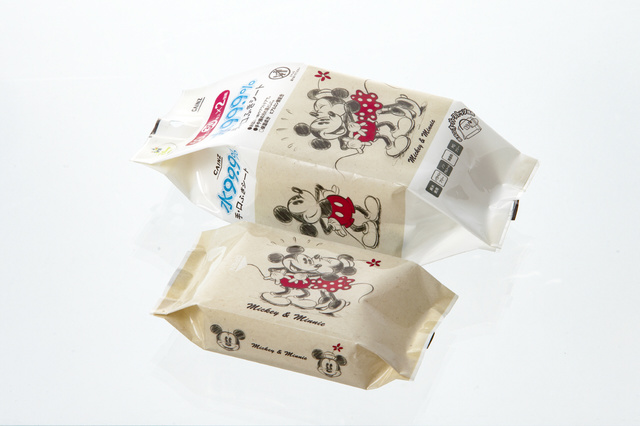 <ミッキー&ミニー>水99.9% おでかけ 手・口ふきシート 30枚×2個組