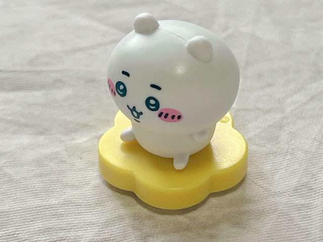 斜めから見てもかわいい…！