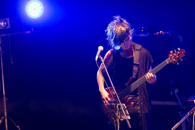 「MORRIE Solo Live 2015 “HARD CORE REVERIES”2DAYS」　撮影・大島康一 