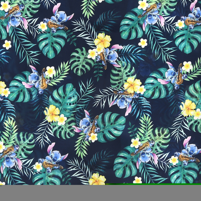 アロハ風半袖シャツ（スティッチ） 4,290円（税込）