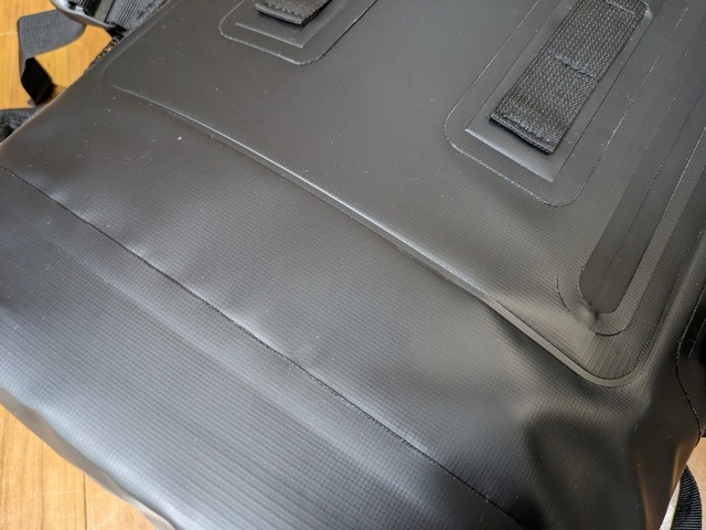 【ワークマン 防水サーモリュック】サイズは縦約45cm、横約30cm、幅約15cm