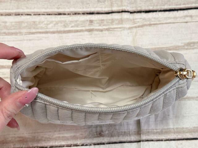 内側は裏地付きなのもGood!