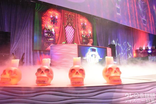 怪しくクールな空間、それがClub Villain