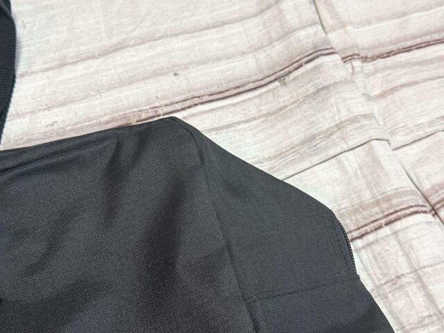 素材はポリエステル