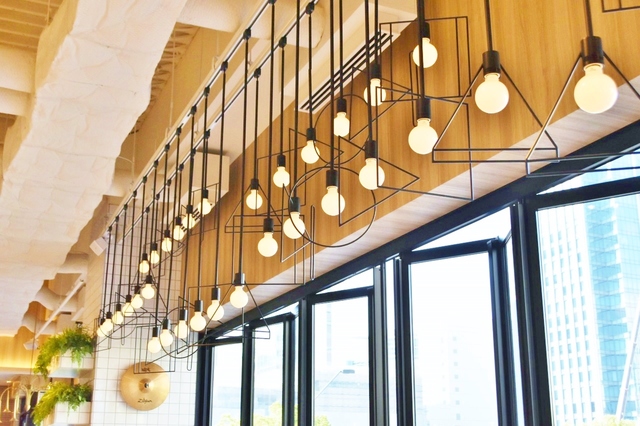 照明器具も音楽をモチーフにている