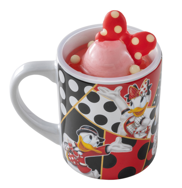 ヨーグルト&ラズベリームース、スーベニアカップ付き 800円|スウィートハート・カフェ|東京ディズニーランド「ベリー・ベリー・ミニー!」スペシャルメニュー