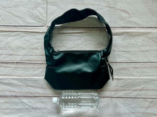 550mlのペットボトルと並べてみました