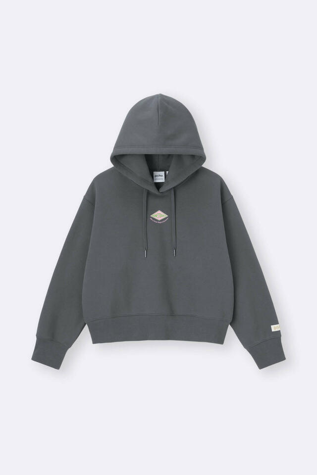 ヘビーウェイトスウェットパーカ ¥2,990｜GU「ハリー・ポッター」スペシャルコレクション