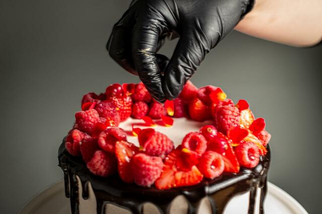 「オーダーメイドケーキ」【Haute Couture Cake（オートクチュールケーキ）】