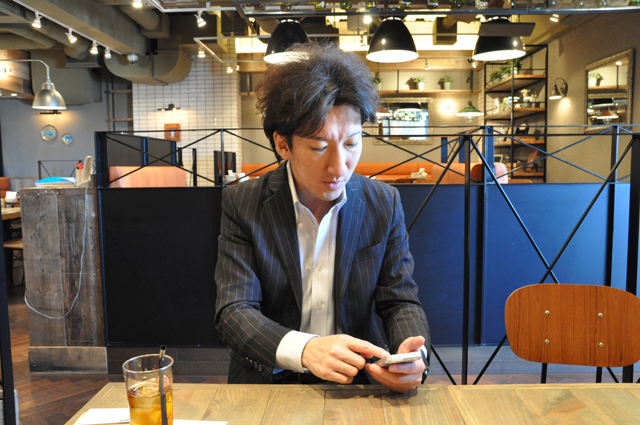 株式会社新和の経営戦略室長、増田さん（グリルド エイジング・ビーフ）